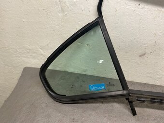 ŠKODA OCTAVIA 2 2004-2013 - ZADNÍ MENŠÍ SKLA DVEŘÍ - 3