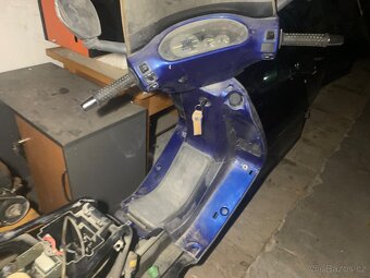 Díly Piaggio Hexagon 125 2T - 3