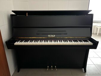 Klavír - české černé piano Petrof 012PC - 3