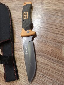 Bear Grylls nůž - 3