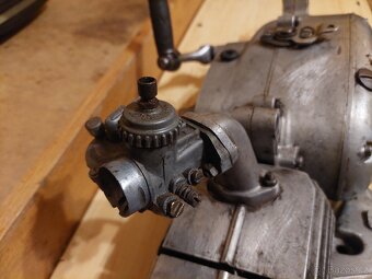 MOTOR JAWA PIONÝR TOP STAV A VELKÉ MNOŽSTVÍ NÁHRADNÍCH DÍLŮ - 3