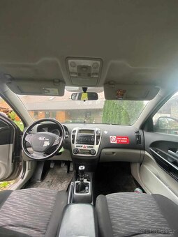 Prodám vůz Kia ceed - 3
