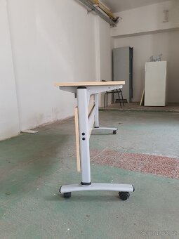Skládací kancelářský/ konferenční stůl - 3