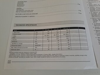 Velká truhlicová mraznička, objem cca 400 l, Zanussi ZCF 410 - 3