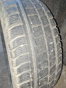 Zimní pneu 215/65 R16 - 3