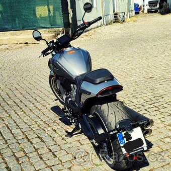 KEEWAY - C 1002V ŠEDÁ - EURO 5 - PŘEDVÁDĚCÍ MOTOCYKL - 3
