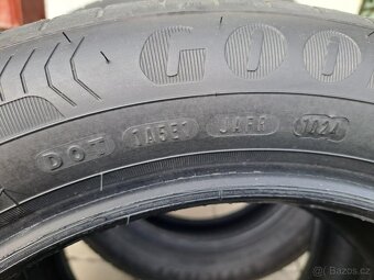 205/55 R17 91V Goodyear EfficientGrip Performance - 3