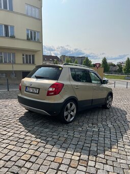 Fabia II 1.2TSI Scout LPG - 3