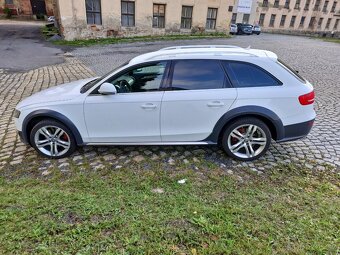 Nepřehlédnutelná Audi A4 Allroad 2.TDI 125kw - 3