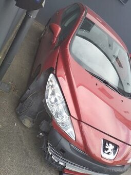 Peugeot 308 1.6 HDI 65tis.km r.v. 11/2010 - 3