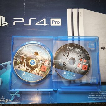 Prodám PlayStation 4 Pro 1TB s hrami - 3