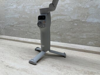 DJI Osmo Mobile 7 + DJI OM 7 Tracking Kit - 3