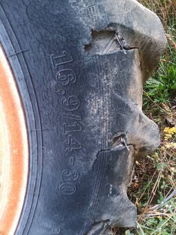 Zadní kola Zetor 16,9-30 - 3