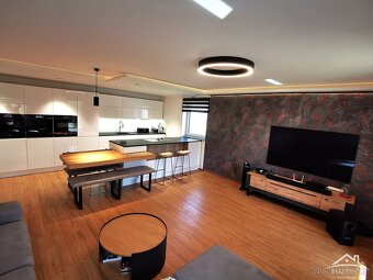 Prodej luxusního bytu 3+kk Polná - 3