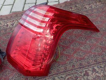 Zadní světla Peugeot 5008 - 3
