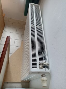 Třídeskový radiátor KORADO RADIK Klasik 33/900/1000 - 3