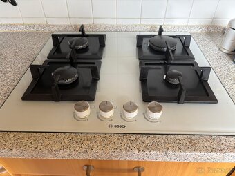 Sklokeramická plynová varná deska Bosch PPH 616B81E - 3