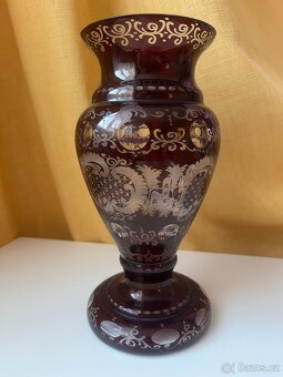 Rubínová stará váza Egermann - 3