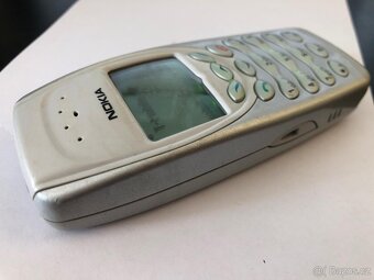 Nokia 3410 silver se zárukou - 3