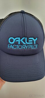Kšiltovka Oakley - 3