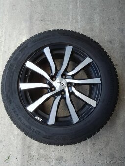 Hyundai Santa Fe - 3