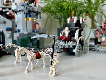 Prodej hradu z kostek - LEGO Castle 3 stavebnice - 3
