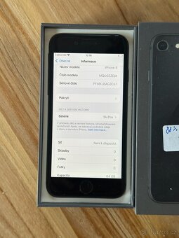 Apple iPhone 8 64GB černý + krabička, bat. 88% - 3