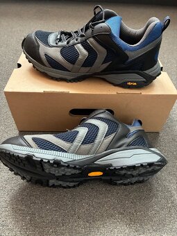 Sportovní obuv zn. Vibram - 3
