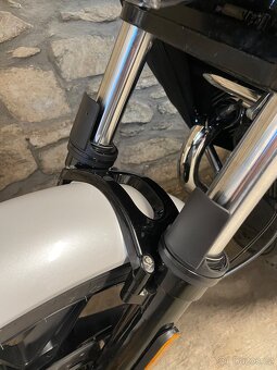 Chrániče pistu přední vidlice motocyklu - 3