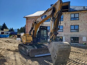 CATERPILLAR 311 D - 3
