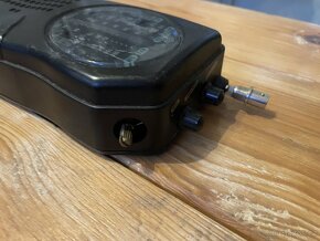 Multi band rádio Omega Icon-3 model 4933 - 3