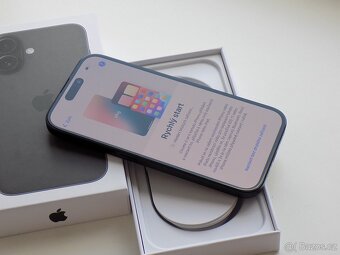 APPLE iPhone 16 128GB Black - ZÁRUKA - 100% BATERIE - 3