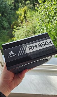 Zdroj CORSAIR RMx Series RM850x (model 2018) - 3