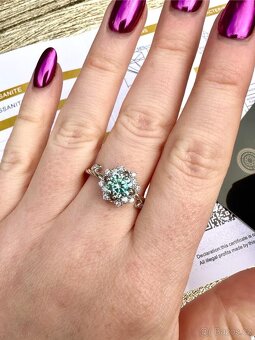 Luxusní snubní prsten s moissanitem 1 ct. - 3