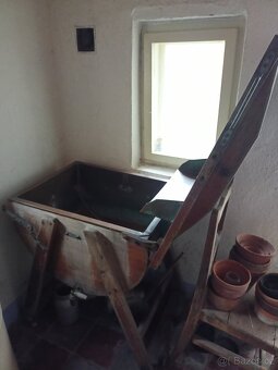 Starožitný nábytek - 3