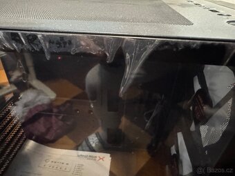 PC skříň KRUX VAKO - NOVÁ, ještě folie na skle - 3