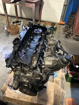 Blok motor bmw n47a - 3