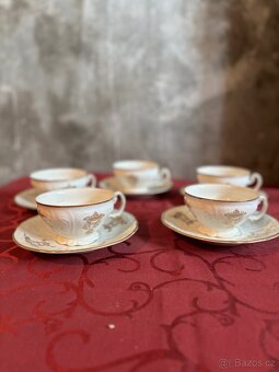 Sada porcelánového nádobí - 3
