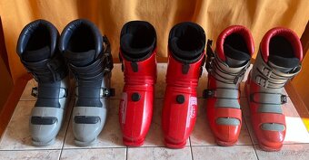 Retro lyže, hůlky + boty - 3