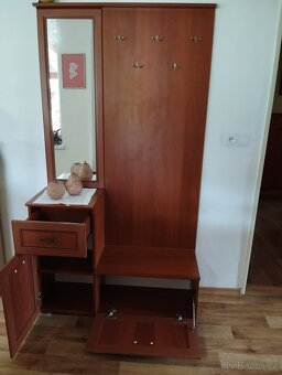 Předsíňová stěna - 3