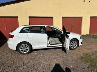 Audi A3 SPORTBACK 1.6 TDI 77KW - 3