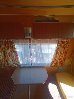 Karavan na pevné stání - 3