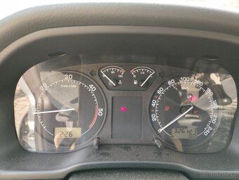 Prodám na dodělání nebo na díly plně funkční škoda octavia 1 - 3