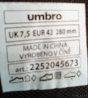 Pánské polobotky Umbro , vel. 42 / 7,5 - 3