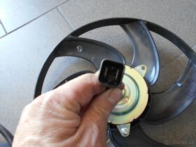 ventilátor viz foto nový --pouze tento díl 3ks-skladem - 3