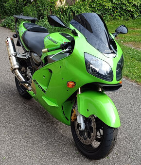 Kawasaki Ninja ZX-12R - 3