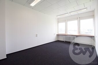 Pronájem kanceláře, 400 m2 - Ostrava - Hrabová, ul. Místecká - 3
