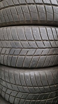 Originální Škoda alu na zimních pneu 215/45/16 6mm - 3