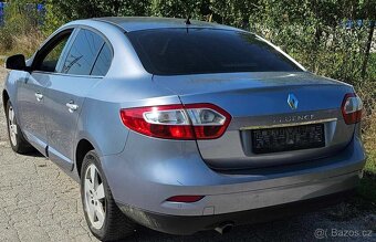 Rozprodám Renault Fluence 1.6 benzín 81kw 2010 - 3