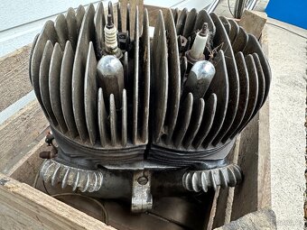 Jawa 350 motor - 3